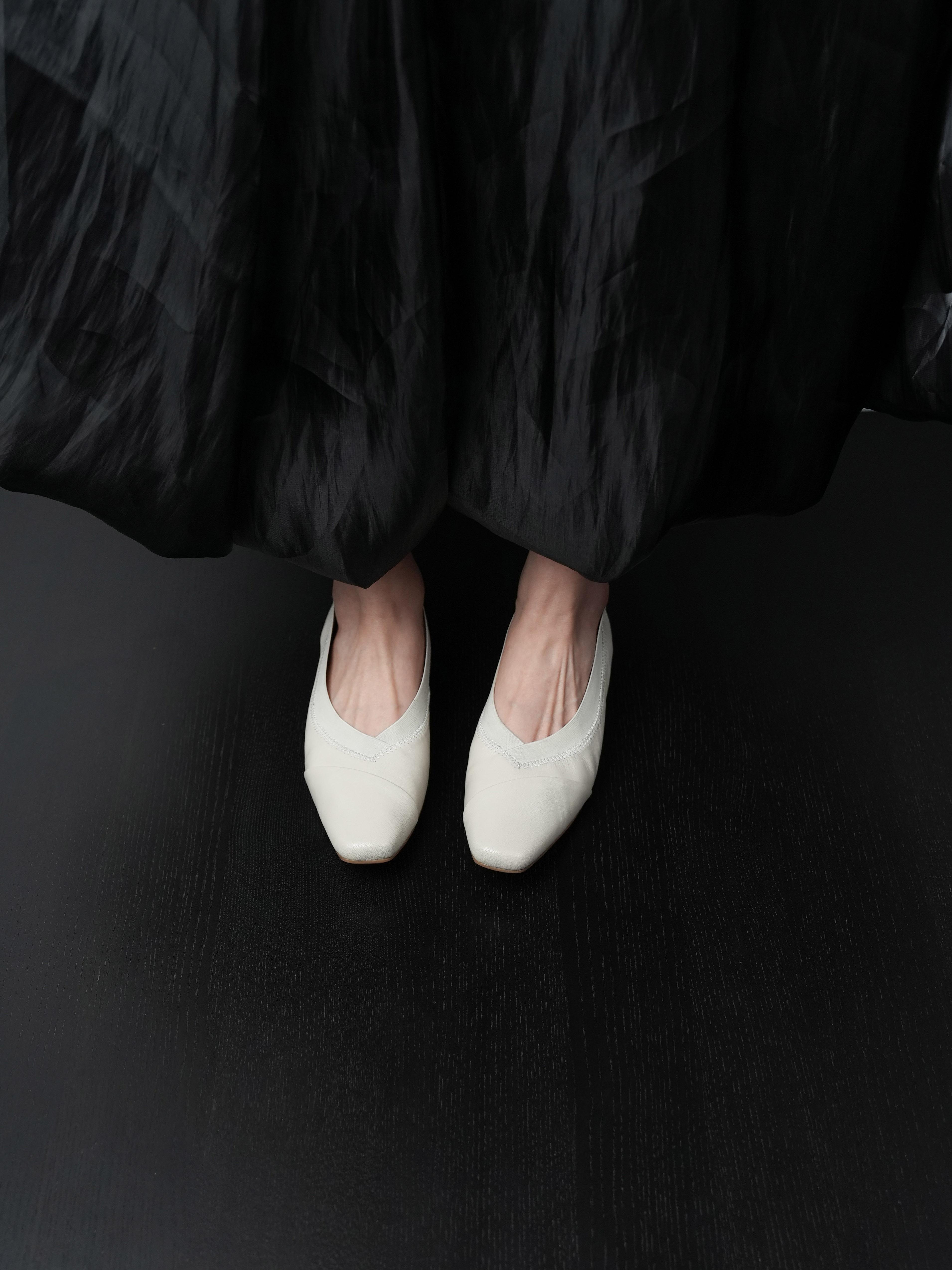 Ultra-Soft Square-Toe Slip-On Flats for Women - Comfortable Commuting and Work Shoes, Easy-On Everyday Footwear