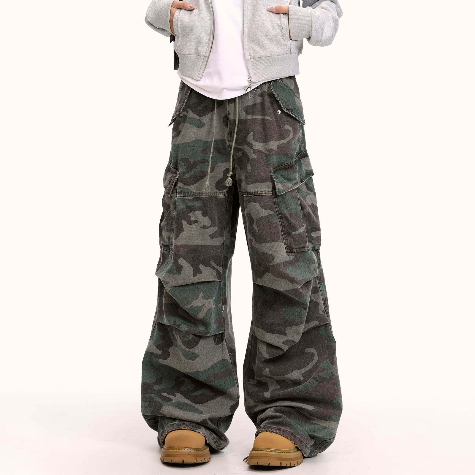 Unisex Loose Retro Hip-Hop Camouflage Parachute Cargo Pants - Straight Leg Wide-Leg Streetwear