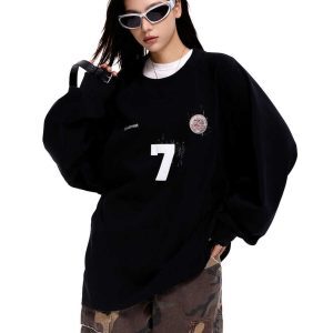 Unisex Retro Distressed Round Neck Sweatshirt - Vintage Dirty Dye, Loose Fit, Casual Couple Top, 90s Style