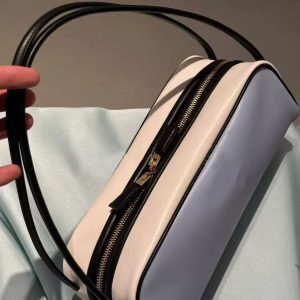 Versatile Color Block Splicing Handheld Shoulder Baguette Bag – Trendy 2025 Internet Celebrity Fashion for Stylish Girls