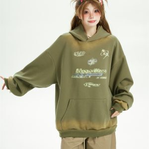 Vintage American High Street Tie-Dye Distressed Hoodie for Women - Loose Printed Pullover Jacket, Spring Autumn 2025 Trend