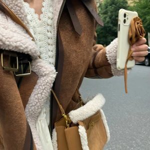Vintage Brown Lamb Wool Crossbody Tote Bag - Matte Suede Large Capacity Commuter Handbag for Women, Small Square Design