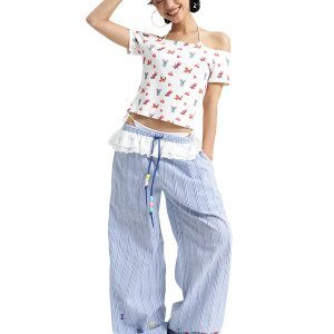 Vintage Floral One-Shoulder T-Shirt – Original Design, Retro Style, Perfect for Y2K Fashion Lovers