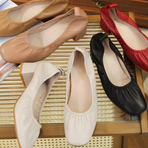 Vintage Genuine Leather Chunky Heel Grandma Shoes for Women - 4.5cm Square Toe Mid-Heel Flats - Autumn 2025 Style