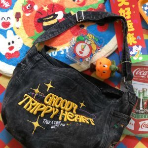 Vintage-Inspired Large Capacity Denim Women's Bag - Retro Commuter Style, Japanese Design, Trendy for Students and Daily Use