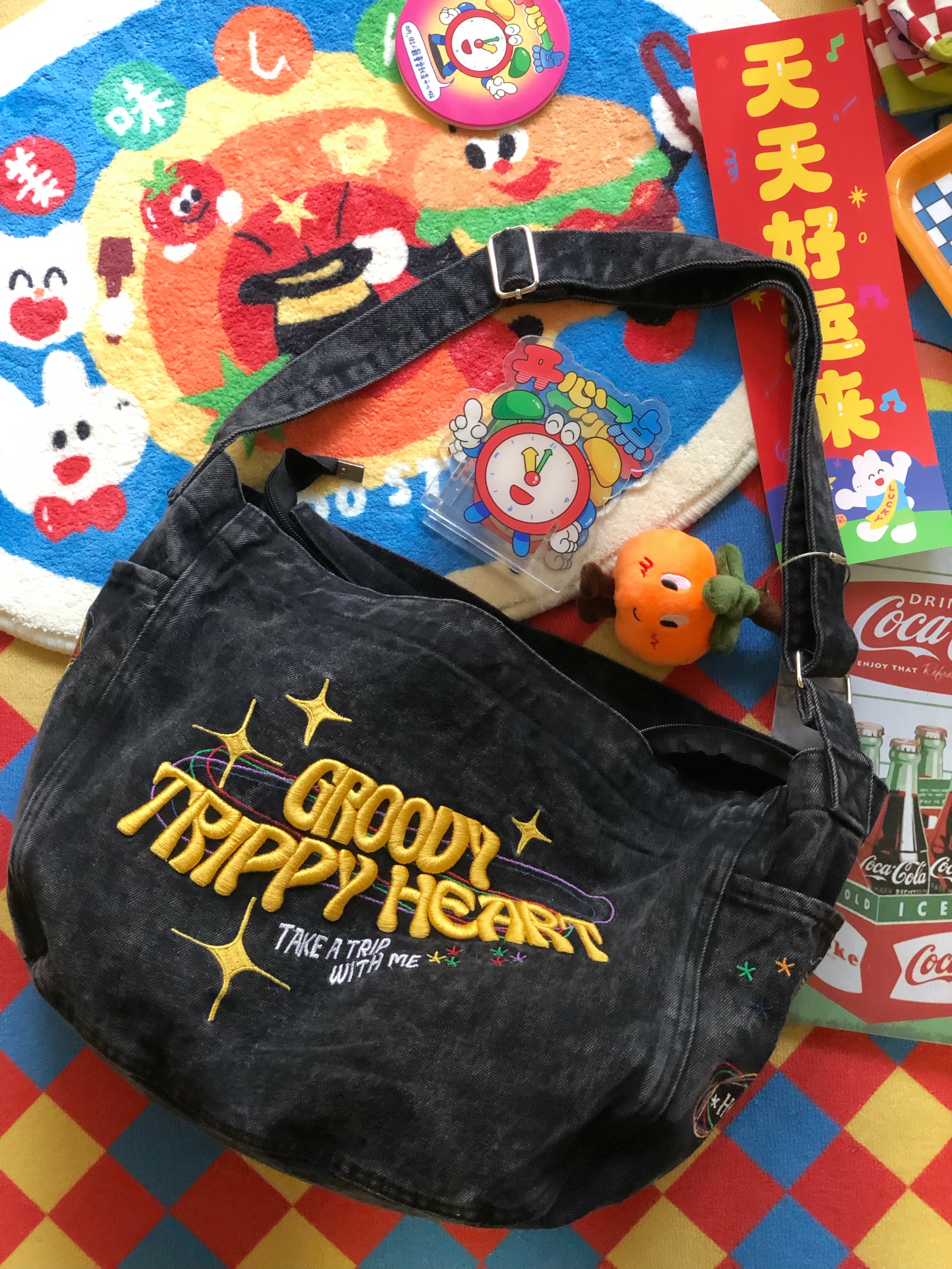 Vintage-Inspired Large Capacity Denim Women's Bag - Retro Commuter Style, Japanese Design, Trendy for Students and Daily Use