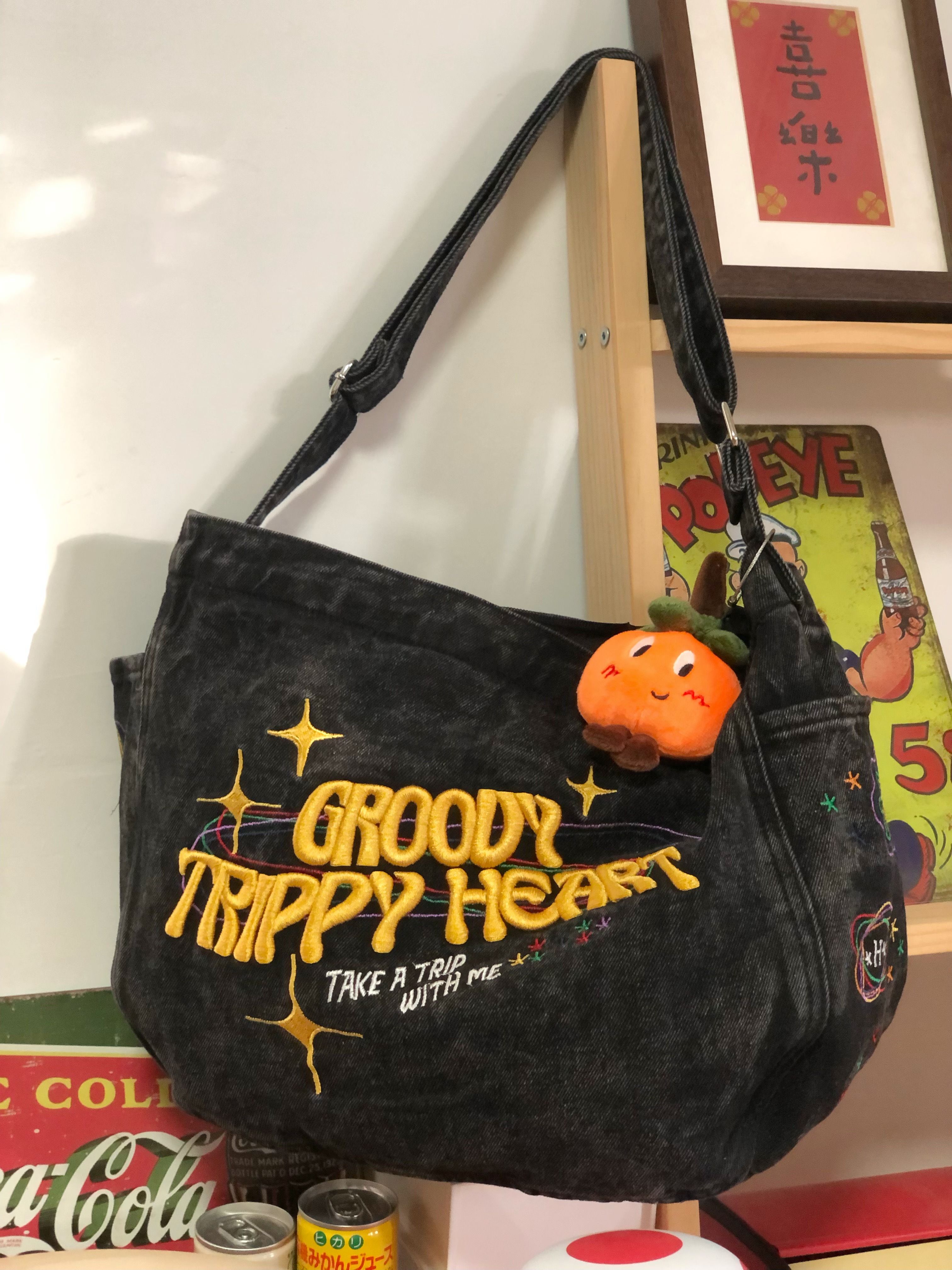 Vintage-Inspired Large Capacity Denim Women's Bag - Retro Commuter Style, Japanese Design, Trendy for Students and Daily Use