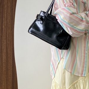 Vintage Korean Style Women's Tote Handbag - Large Capacity Commuter Shoulder Bag for Everyday Use