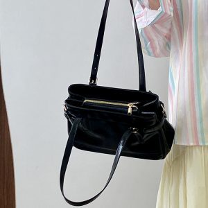 Vintage Korean Style Women's Tote Handbag - Large Capacity Commuter Shoulder Bag for Everyday Use