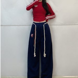 Vintage Red Long-Sleeve Cropped T-Shirt for Women - Spicy Girl Dancing American Hip-Hop Jazz Style, Trendy Y2K Fashion Top