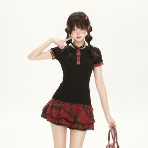 Vintage Red Plaid Patchwork Short Sleeve Crop Top T-Shirt for Women - Sexy Summer Style, Unique Fit, Trendy Fashion