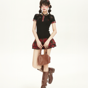 Vintage Red Plaid Patchwork Short Sleeve Crop Top T-Shirt for Women - Sexy Summer Style, Unique Fit, Trendy Fashion