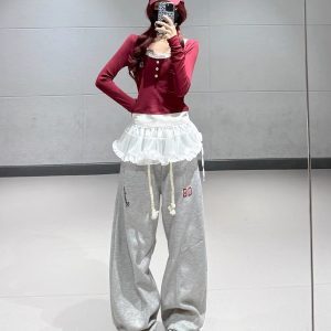Vintage Wine Red Lace Spliced Short Top with Gray Casual Curved Blade Pants - Stylish Thin Dance Sports Outfit for Y2K Vibes