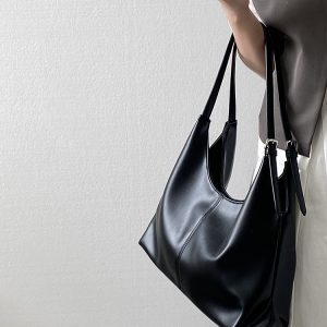 Vintage Women's Professional Commuter Tote Bag - Large Capacity Soft Leather Handheld Shoulder Bag for Everyday Use