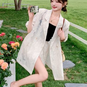 White Short-Sleeve Suit Set for Women - Stylish Summer Outfit, High-Quality Professional Shorts, Trendy OOTD
