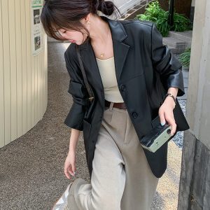Women's Black Leather Motorcycle Jacket - Retro American Style, Casual Design for Spring and Autumn 2025