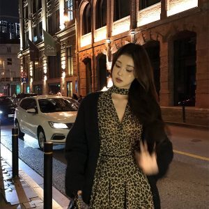 Women's Black V-Neck Cardigan - Cozy Loose Fit Long Sleeve Sweater Coat for Autumn and Winter, Versatile Layering Essential