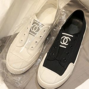 Women's Breathable Canvas Slip-On Sneakers, Flat Casual Shoes for Spring/Summer 2025, Small Fragrant Style, Little White Shoes