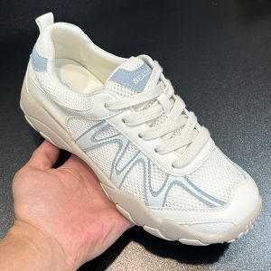 Women's Breathable Mesh Retro Training Shoes – 2025 Summer Outdoor Casual Sneakers with Soft Sole for Comfort