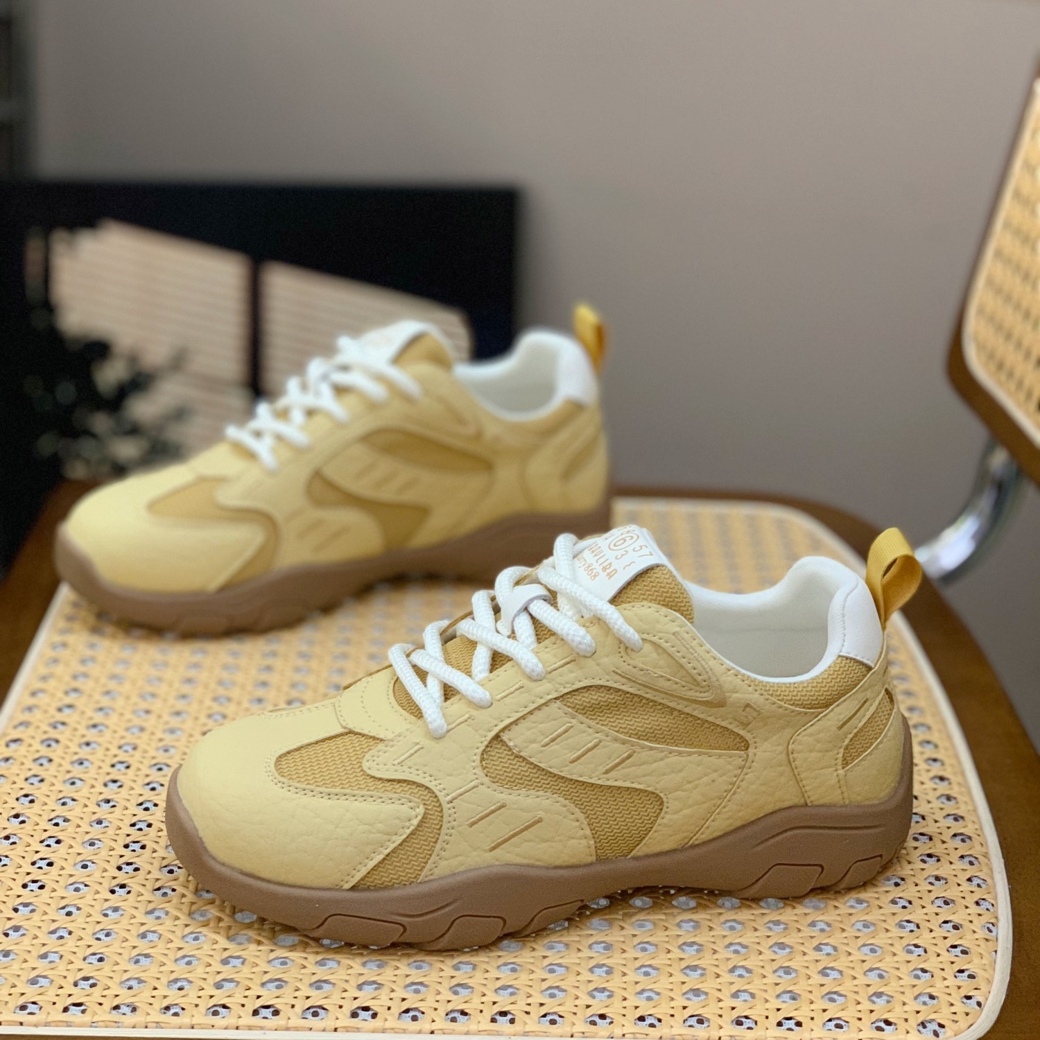 Women's Casual Sneakers - 2025 Summer Thick-Soled Breathable Mesh Street Style Fashion Shoes