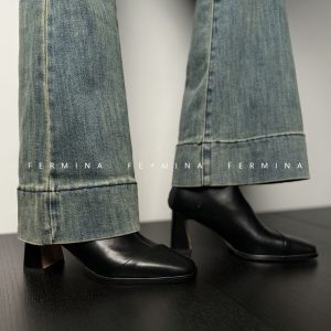 Women’s Chunky Heeled Square-Toed Black Ankle Boots - Versatile Autumn Winter Fashion for Trendy Looks