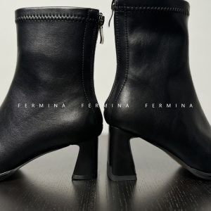 Women’s Chunky Heeled Square-Toed Black Ankle Boots - Versatile Autumn Winter Fashion for Trendy Looks