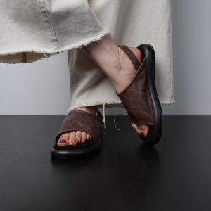 Women's Comfortable Leather Flat Casual Sandals - Thick-Soled Open-Toe Beach Shoes for Summer Vacation Travel