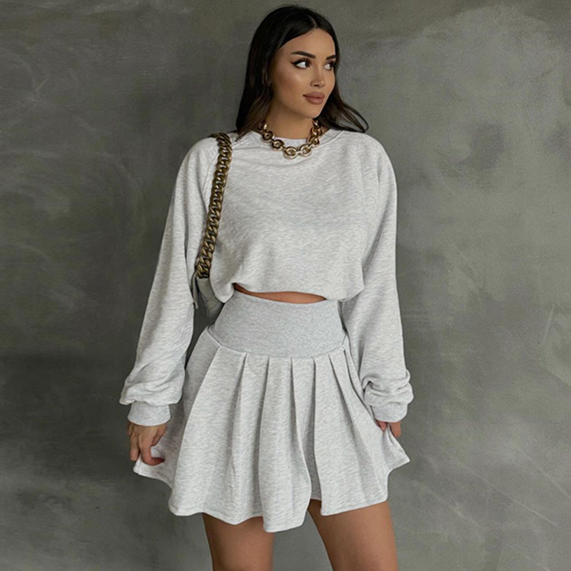 Women's Early Autumn Two-Piece Set: Casual Round Neck Long Sleeve Top with Waist-Cinching Design & Pleated Short Skirt