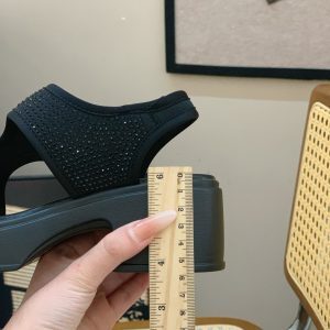 Women's European Station Roman Sandals - 2025 Summer Retro Thick-Soled Lightweight Diamond Design, Versatile Fashion Footwear
