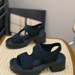 Women's European Station Roman Sandals - 2025 Summer Retro Thick-Soled Lightweight Diamond Design, Versatile Fashion Footwear