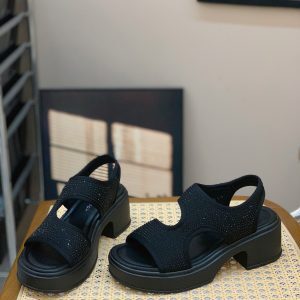 Women's European Station Roman Sandals - 2025 Summer Retro Thick-Soled Lightweight Diamond Design, Versatile Fashion Footwear
