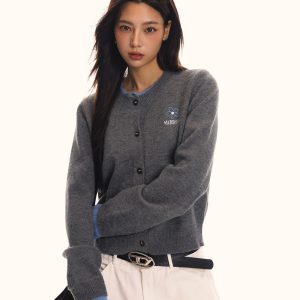Women's Fake Two-Piece Spliced Sweater Cardigan - Knitted Slim Fit Outerwear in American Vintage Style
