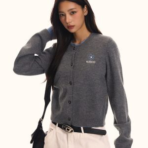 Women's Fake Two-Piece Spliced Sweater Cardigan - Knitted Slim Fit Outerwear in American Vintage Style