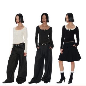 Women's Fitted Long Sleeve Top with Half-Round Henry Collar – Skin-Friendly Design for Casual Chic Style