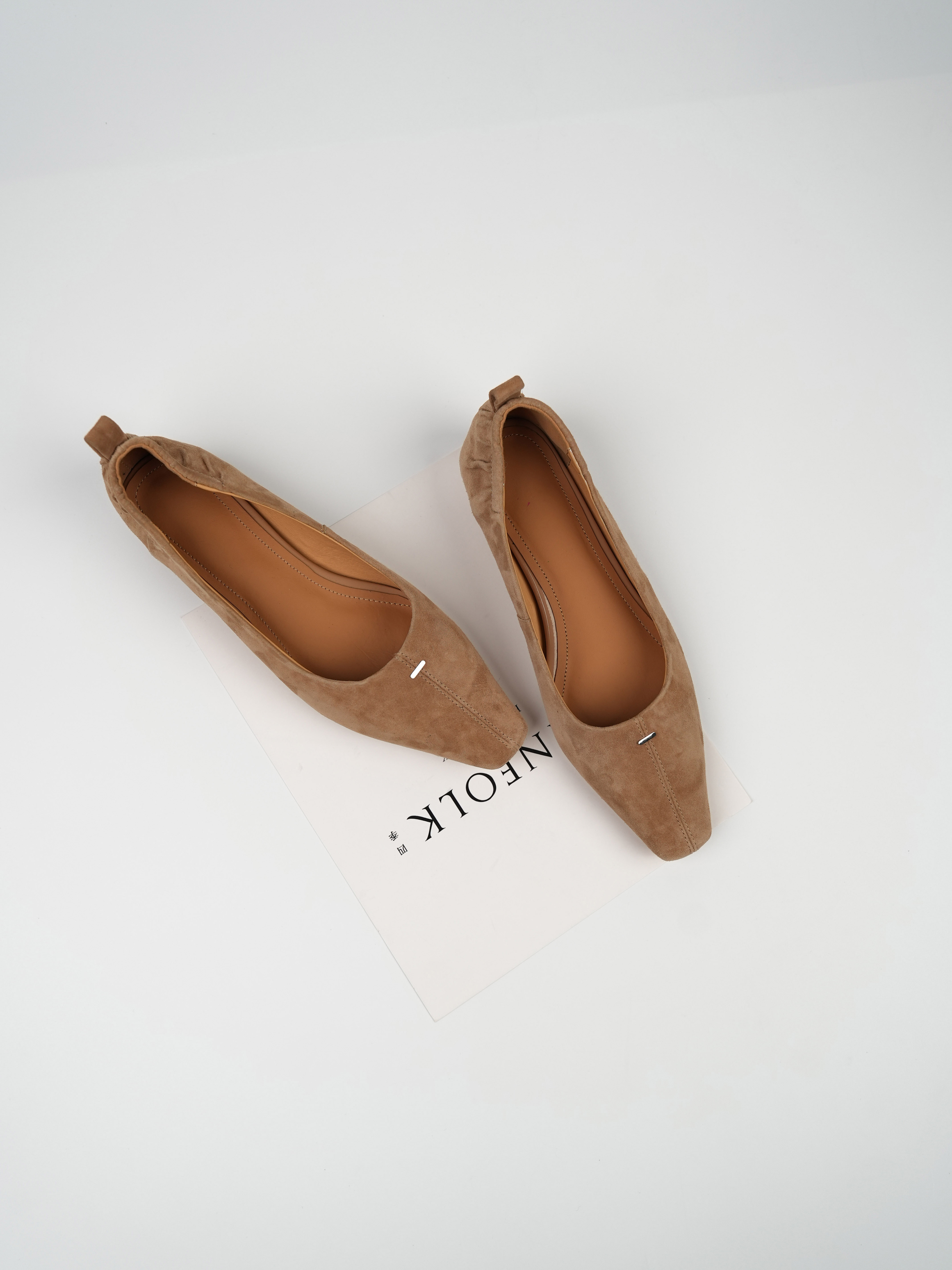 Women's Flat Low-Heeled Driving Shoes with Small Square Toe - Comfortable and Simple Work Shoes for All Seasons