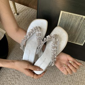 Women's Flip-Flops - Trendy Summer 2025 Thong Sandals, Perfect for Skirts and Beachwear, Stylish Flat Footwear for Women