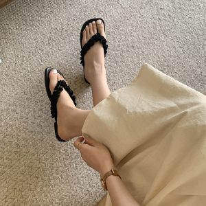 Women's Flip-Flops - Trendy Summer 2025 Thong Sandals, Perfect for Skirts and Beachwear, Stylish Flat Footwear for Women