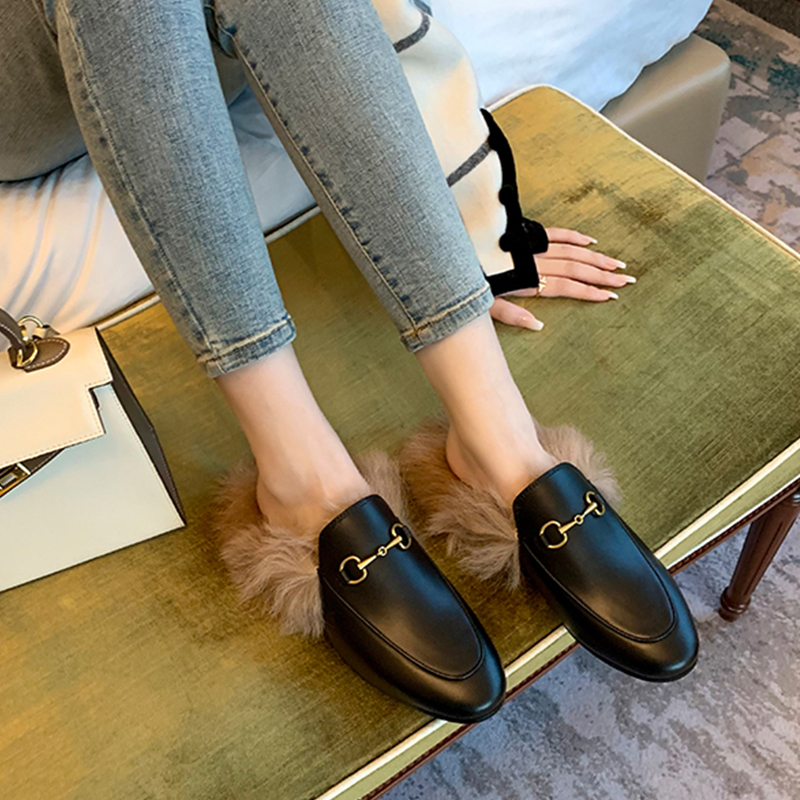 Women's Genuine Leather Furry Slippers - Retro Rabbit Fur Mule with Horsebit, Closed-Toe, Flat Bottom for Autumn and Winter Outdoor Wear