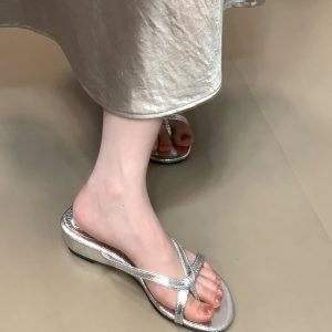 Women's High-End French Style Beach Sandals - 2025 Ocean One Summer Flip-Flops for Effortless Chic
