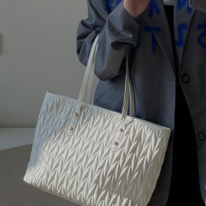 Women's High-End Large Capacity Commuter Tote Bag - Spring/Summer Niche Design Handbag for 2025 Fashion