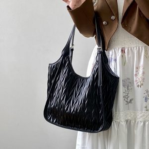 Women's High-End Shoulder Tote Bag - Large Capacity Commuter Bag for Stylish Everyday Use