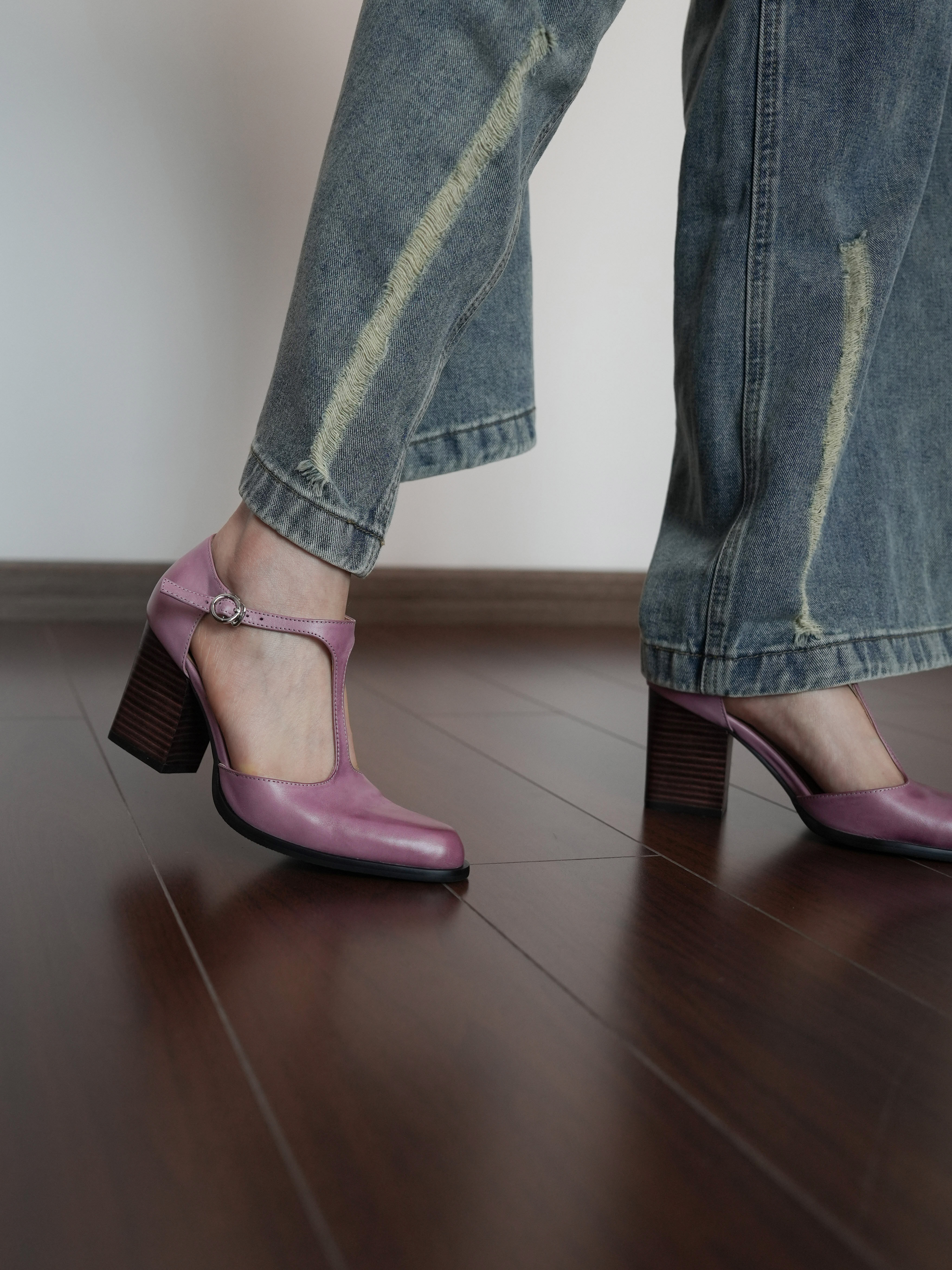 Women's Hollow Chunky Heel Sandals - One-Strap High Heels for Summer - Elegant Genuine Leather Commuter Shoes
