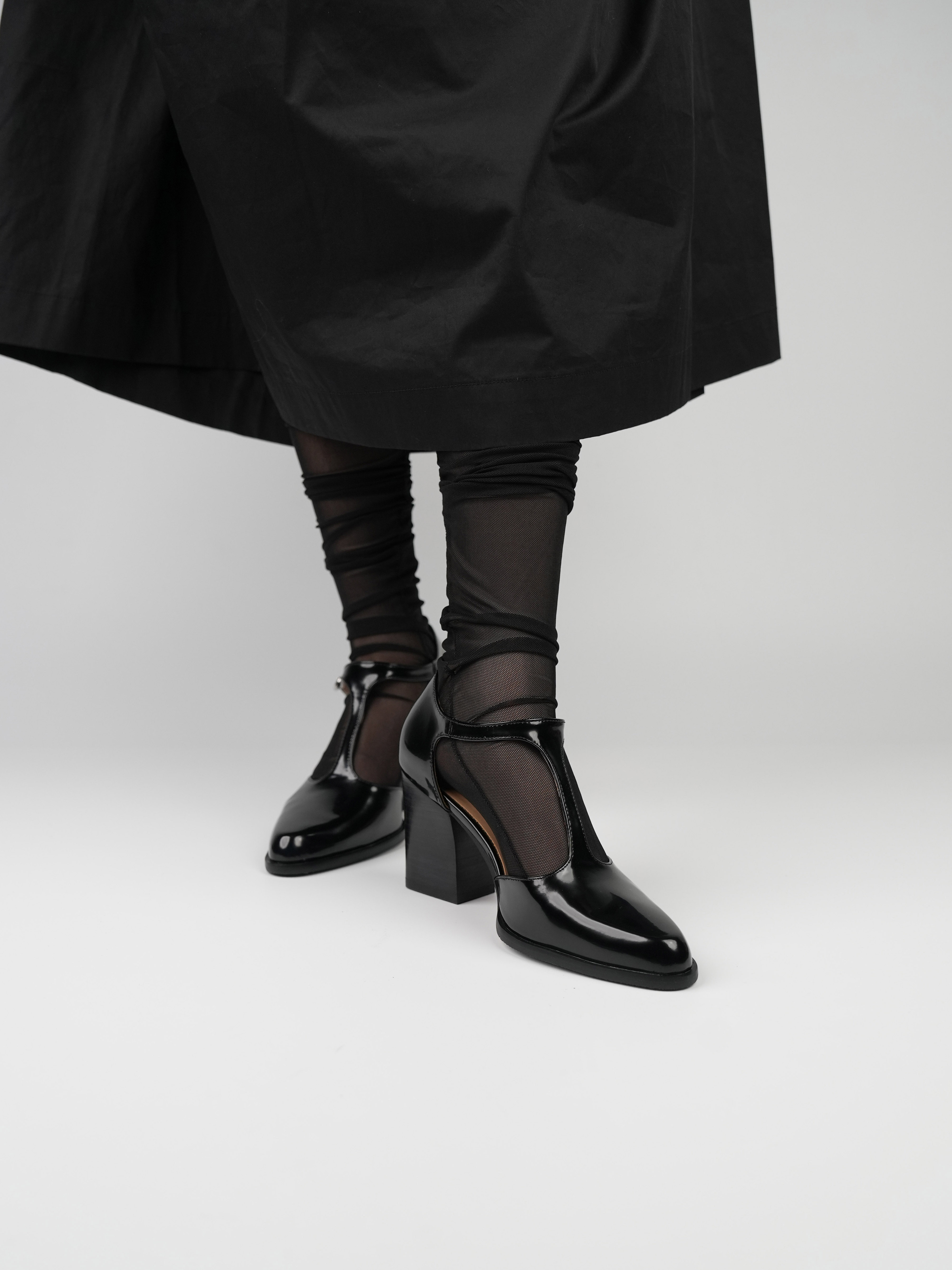 Women's Hollow Chunky Heel Sandals - One-Strap High Heels for Summer - Elegant Genuine Leather Commuter Shoes