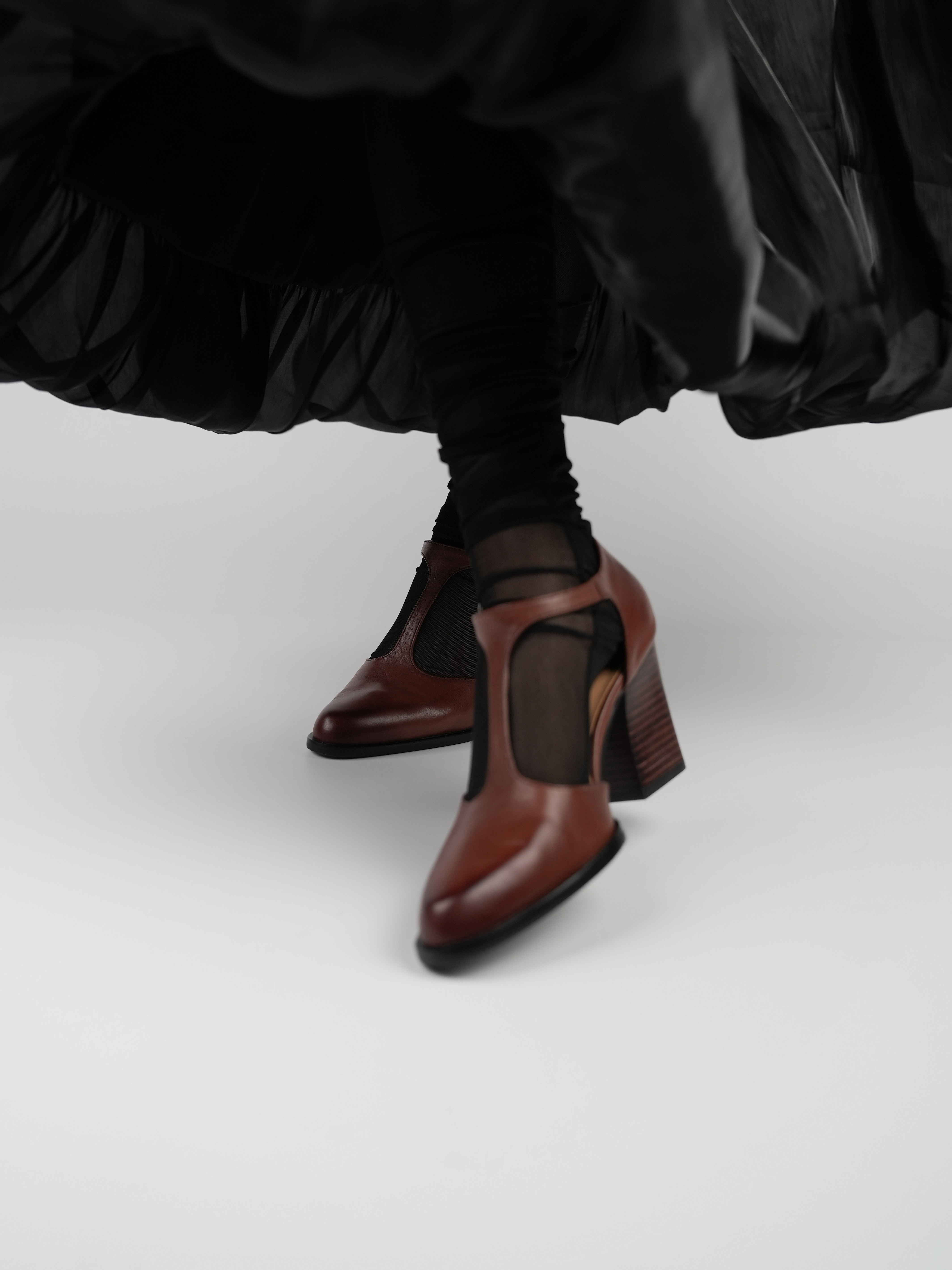 Women's Hollow Chunky Heel Sandals - One-Strap High Heels for Summer - Elegant Genuine Leather Commuter Shoes