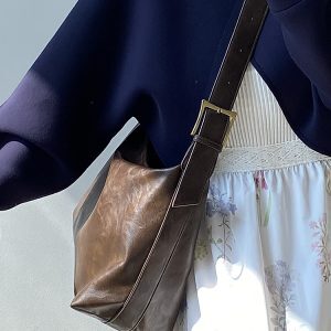 Women's Korean Style Literary Retro Tote Bag - Large Capacity Shoulder Crossbody for Commuter Chic