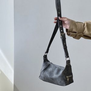 Women's Light Retro Motorcycle Pillow Shoulder Bag – Trendy Versatile Crossbody in Niche Style for 2025 Fashion