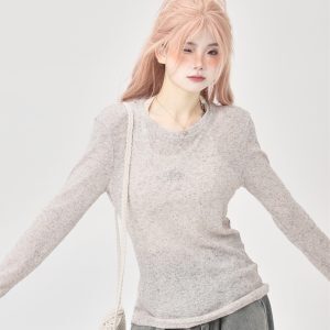 Women's Long Sleeve Slim Fit T-Shirt - Simple Layering Round Neck Chic Top for Spring 2025 - Sweet and Spicy Style