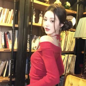 Women's Off-Shoulder Halter Neck Knitted Sweater - Slim Fit Autumn Winter Style, Chic Casual Knit Top