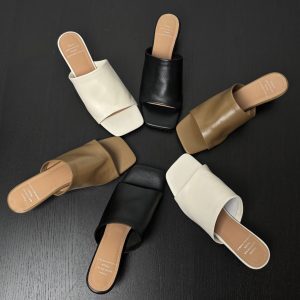 Women's Open-Toe Flat Wedge Slide Sandals - Simple White Vacation Slippers for Summer Outdoor Style