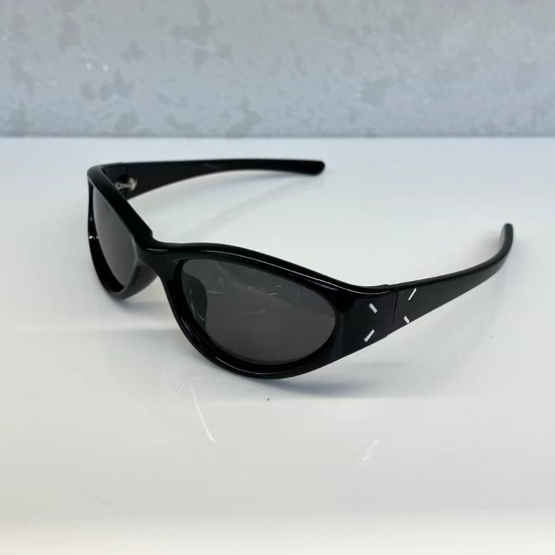 Women's Polarized Sunglasses for Cycling & Outdoor Sports, Flattering for Round Faces, European & American Style, UV Protection